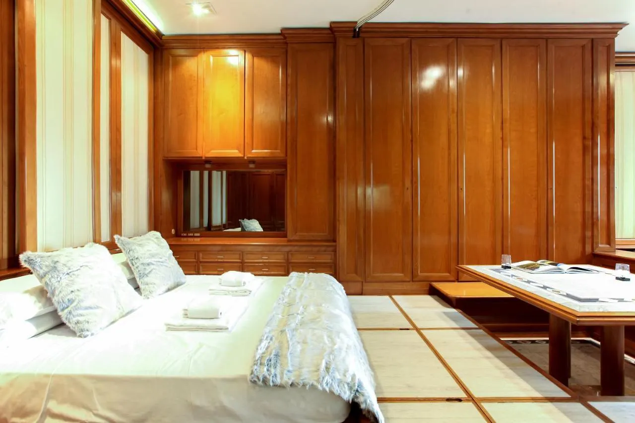 San Babila Apartment Milan 0*,  Italy